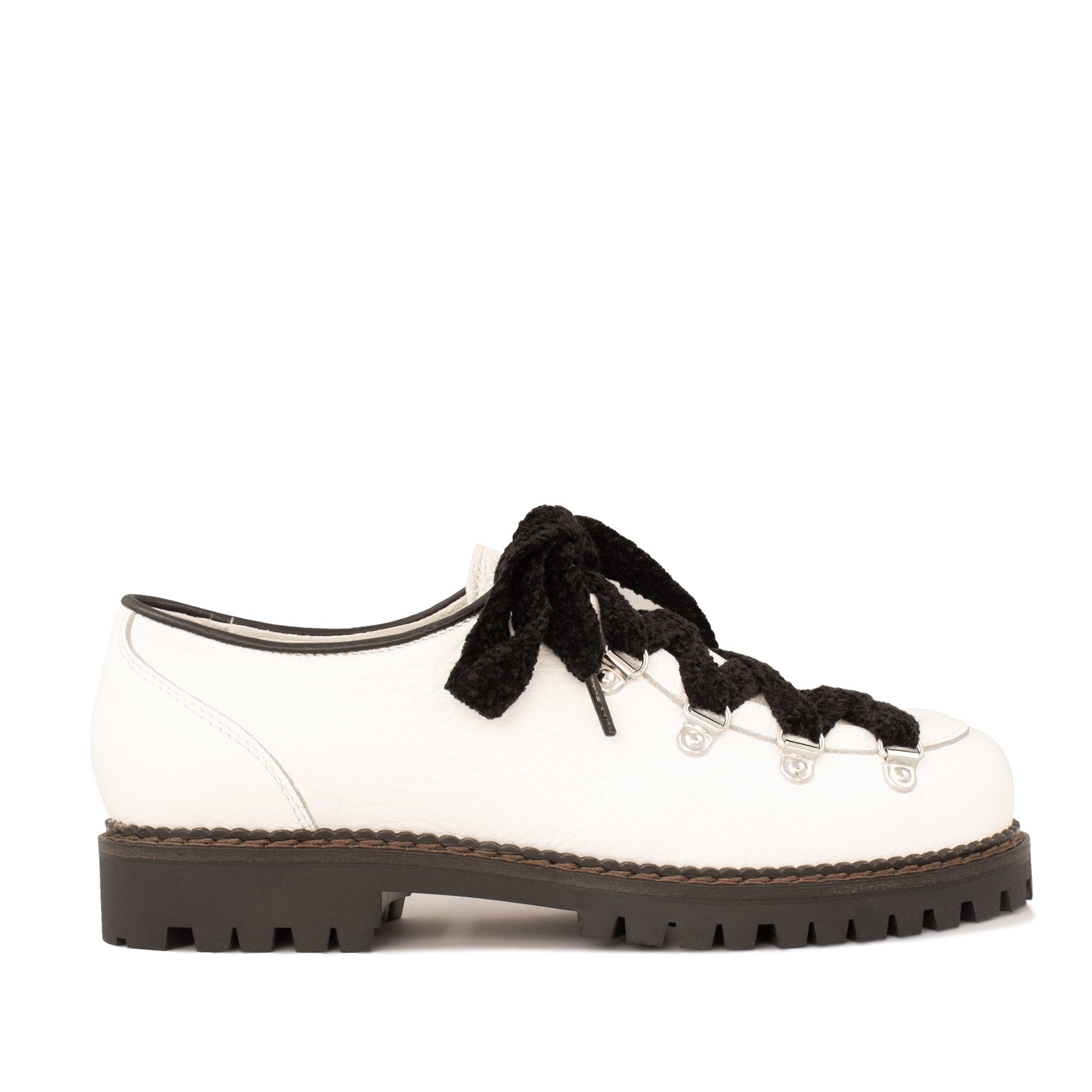 Cassandra Alce Bianco